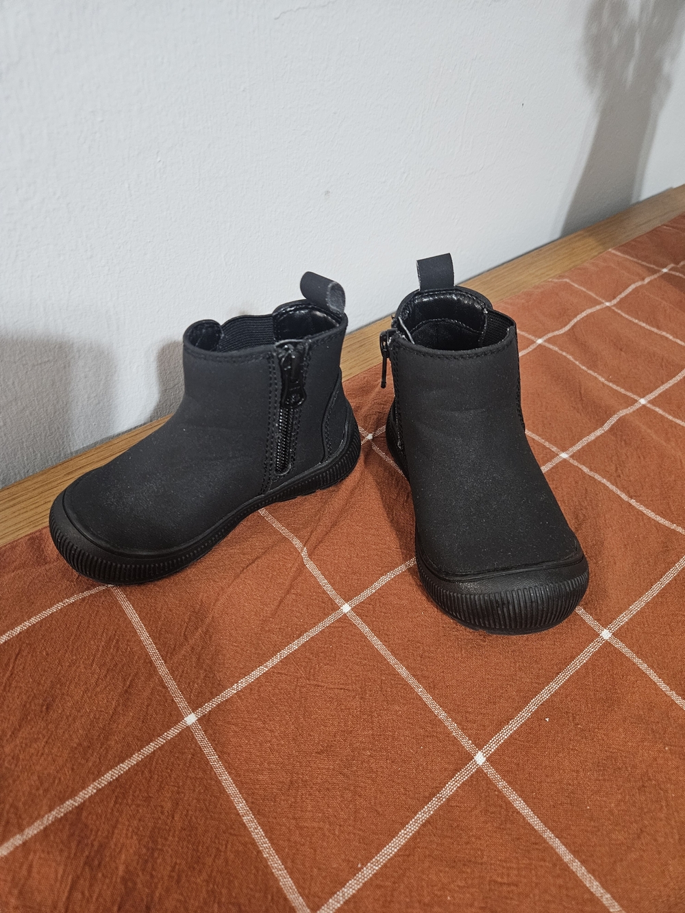 Cat & Jack Black Kids Side-Zip Ankle Boots